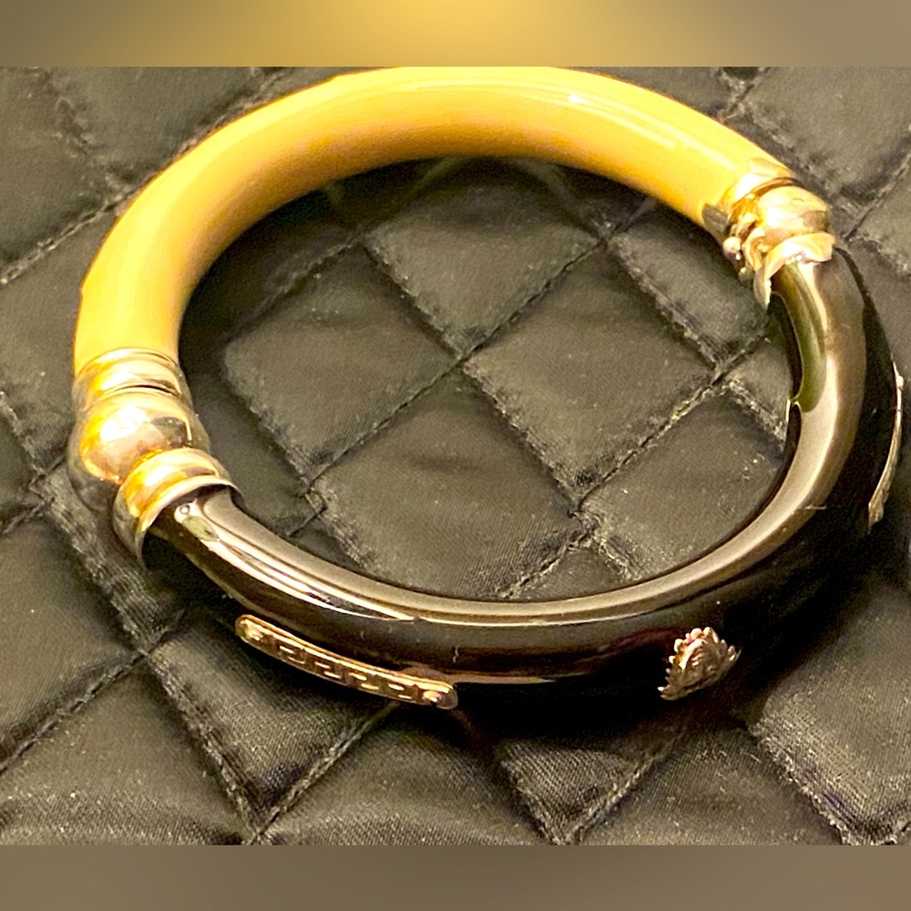 Milor Italy Bone and Onyx Clasp/Hinge Bracelet Sterling